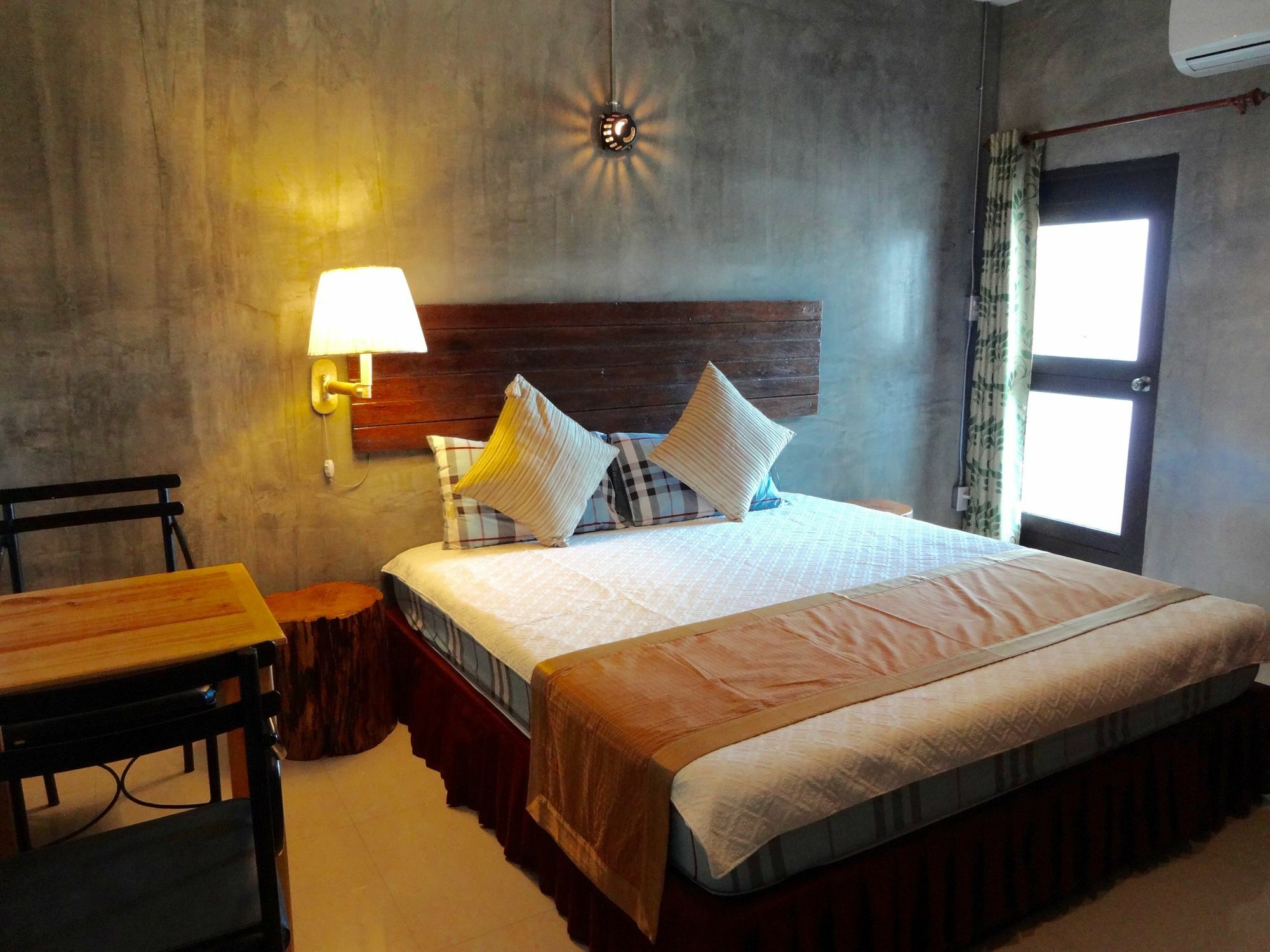 Lovely Guesthouse 94 Хуа Хин Екстериор снимка