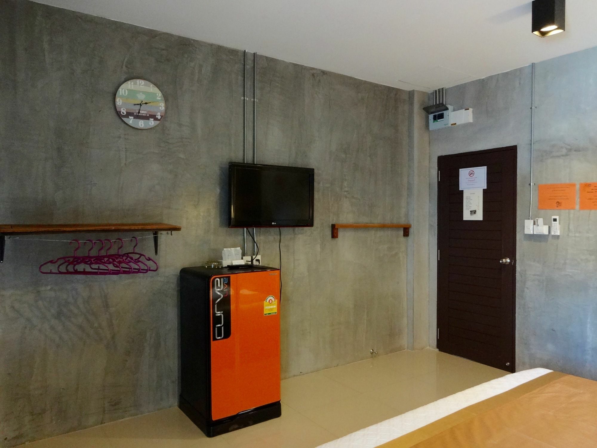 Lovely Guesthouse 94 Хуа Хин Екстериор снимка
