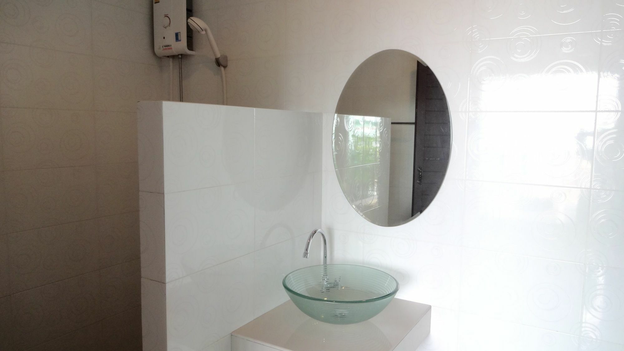 Lovely Guesthouse 94 Хуа Хин Екстериор снимка